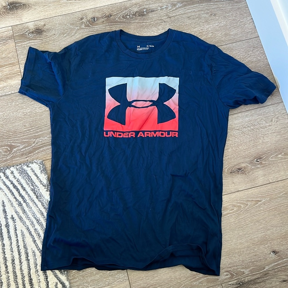 Under Armour Short Sleeve T-shirt - New, No Tags